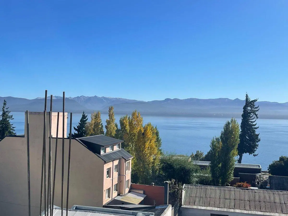 Depto 2 amb de pozo -Vista al Lago Bariloche 5