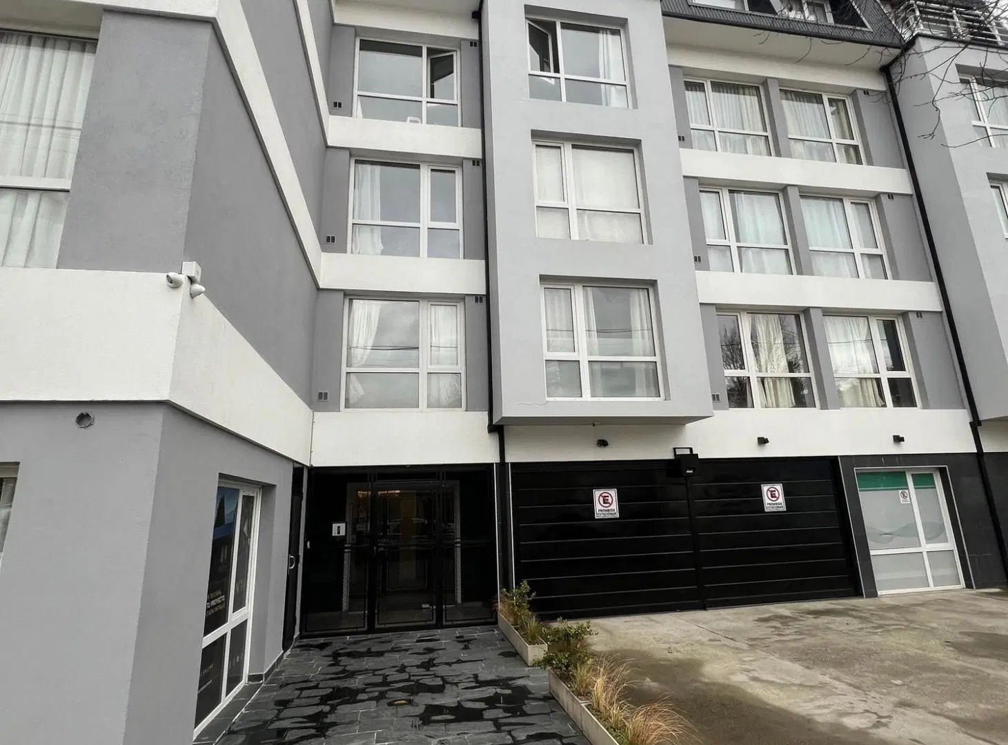 VENTA DEPARTAMENTO DOS AMBIENTES CON COCHERA 2