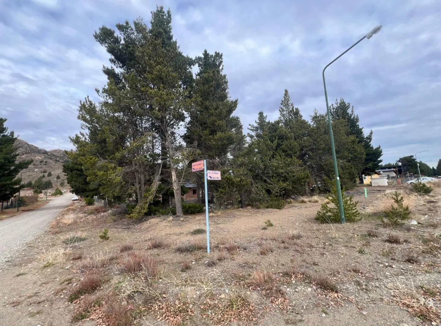 VENTA LOTE EN ESQUINA 1373M2 DINA HUE APTO PH 5