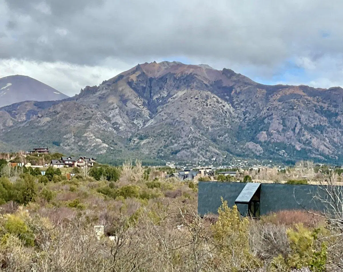 Lote zona Polo Arelauquen con vistas 4