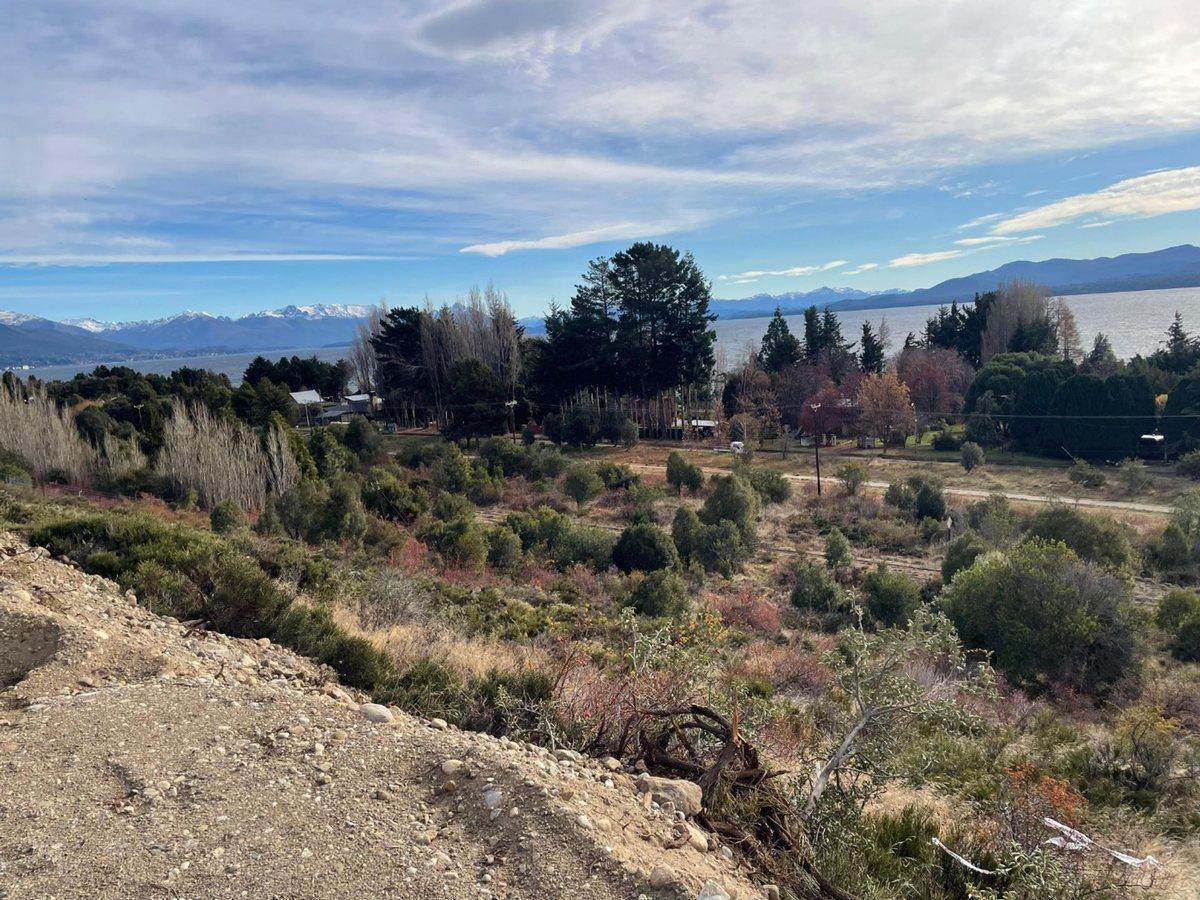Depto 3 amb, ruta 40, frente al lago S.C.Bariloche