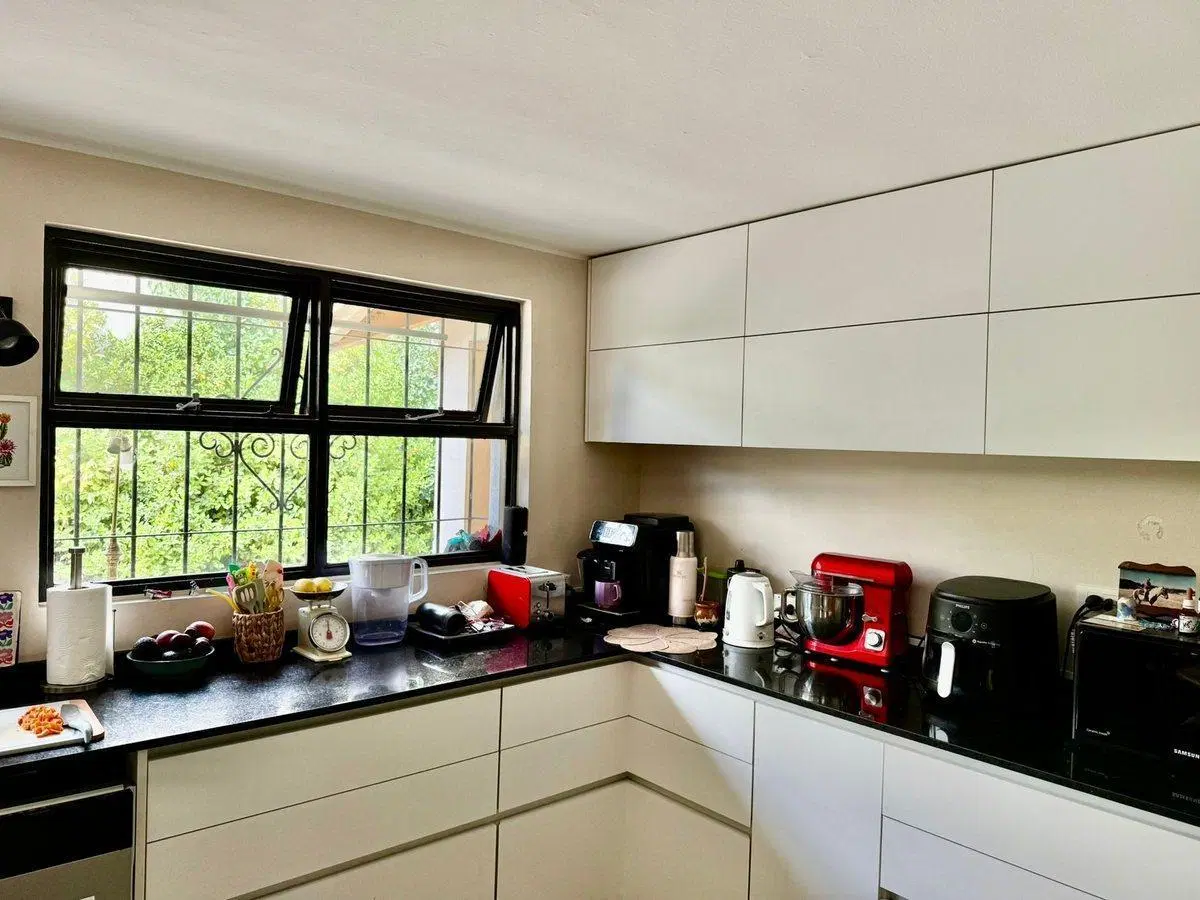 Casa en venta 4 ambientes Jardín Botánico 3