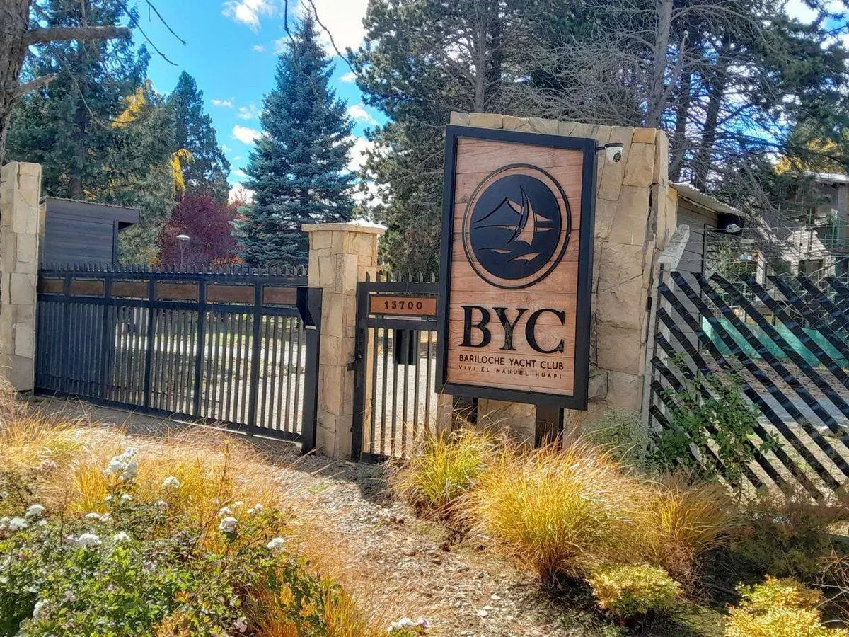 VENTA LOTE EN Bº CERRADO-COSTA DE LAGO - BARILOCHE 3