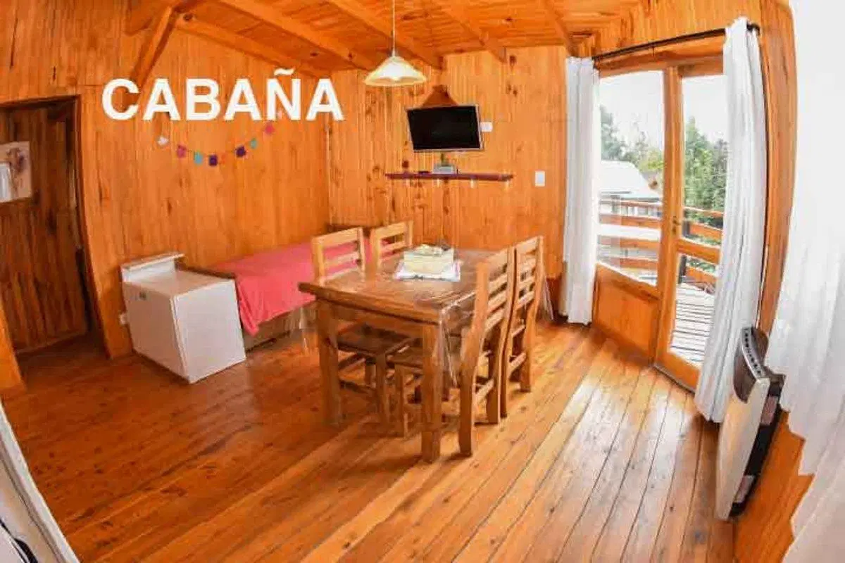 Venta Casa + Cabaña independiente-Barrio Belgrano 3