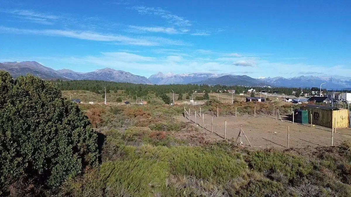 Lote en Venta Barrio Coirones con Escritura 3