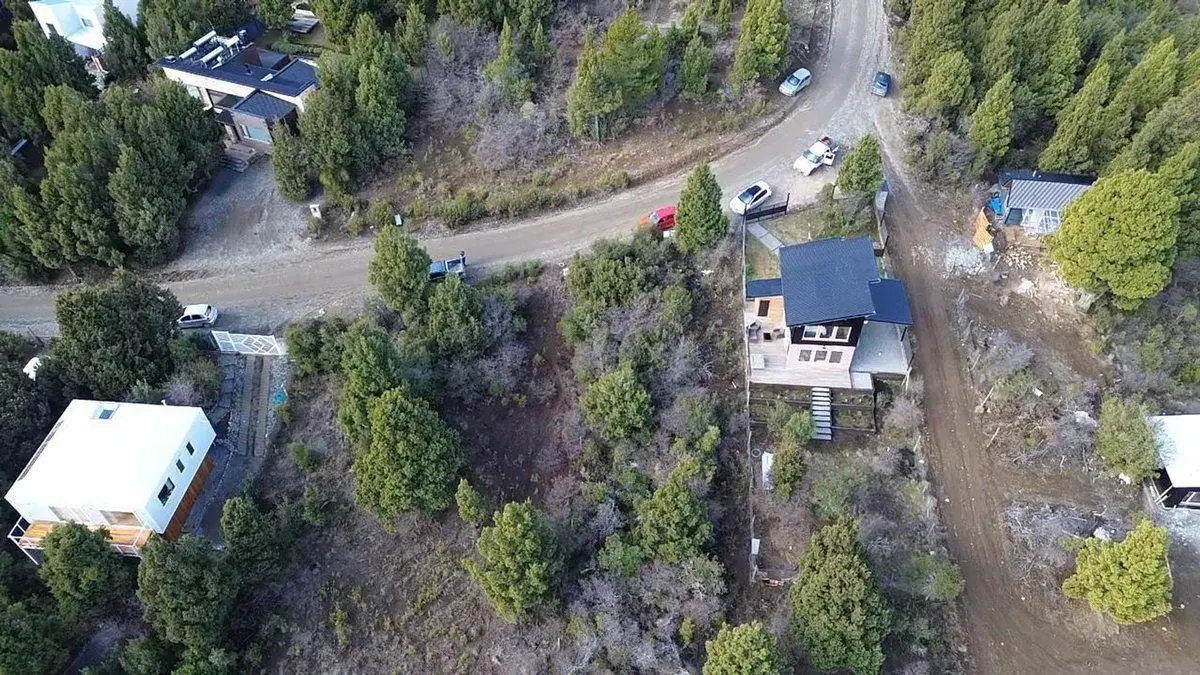 Lote en Lomas del Cauquén, vista al lagoBariloche 3