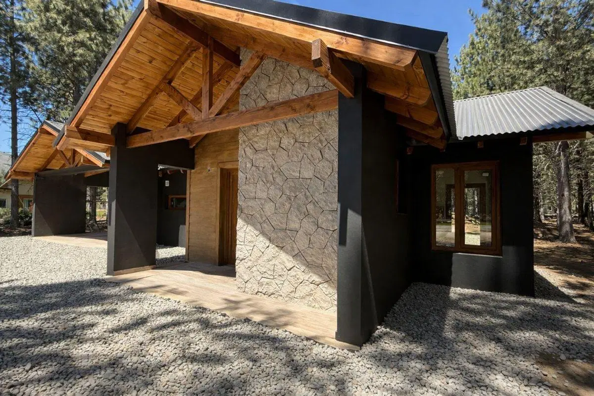 VENTA CASA AMUEBLADA DE CATEGORIA - DOS VALLES 3