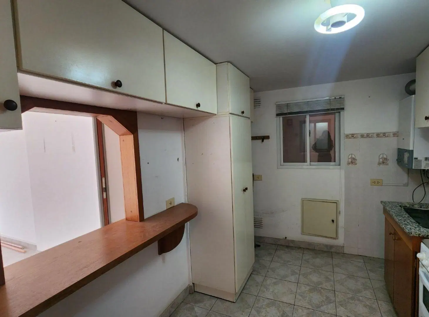 Departamento con Vista al Lago y Balcón 4