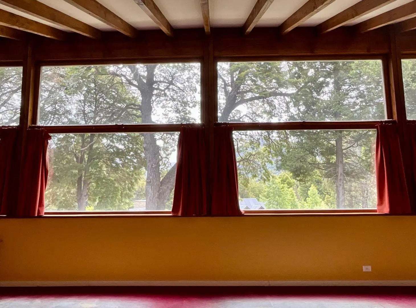 Casa Arelauquen sobre Golf soleado vistas cerros 5