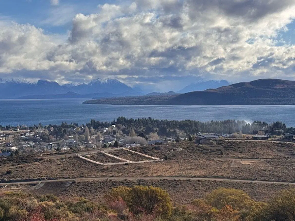 Excelente lote  Barrancas de Dina Huapi Bariloche 2