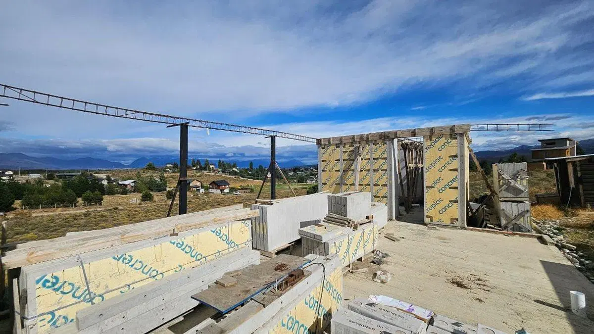 LOTE + CASA A TEMINAR - GRAN OPORTUNIDAD 2
