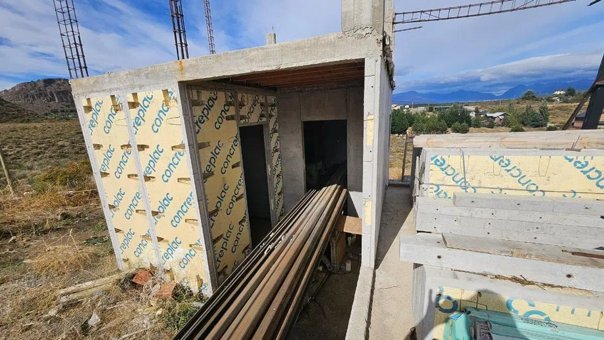 LOTE + CASA A TEMINAR - GRAN OPORTUNIDAD 3