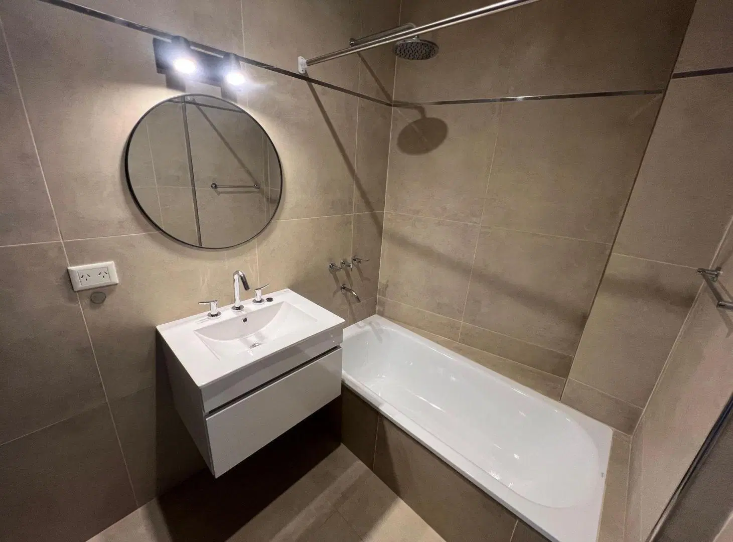 ALQUILER DEPARTAMENTO MONOAMBIENTE  B°BELGRANO 4