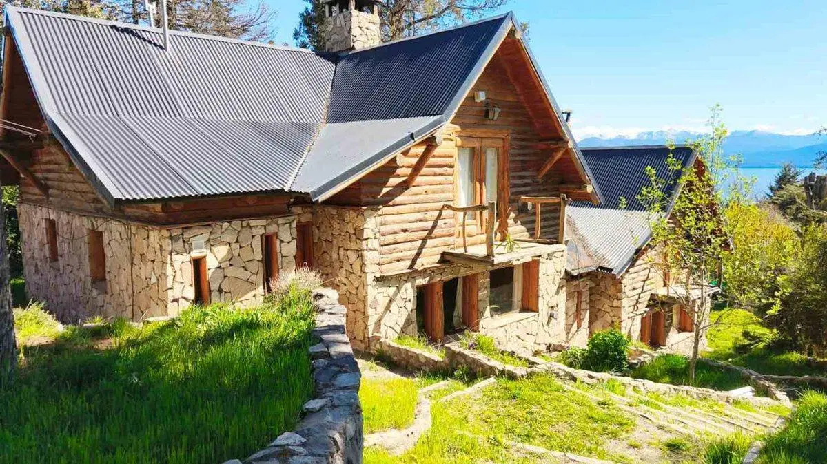 COMPLEJO 7 DEPTOS, IDEAL RENTA, BARILOCHE 2