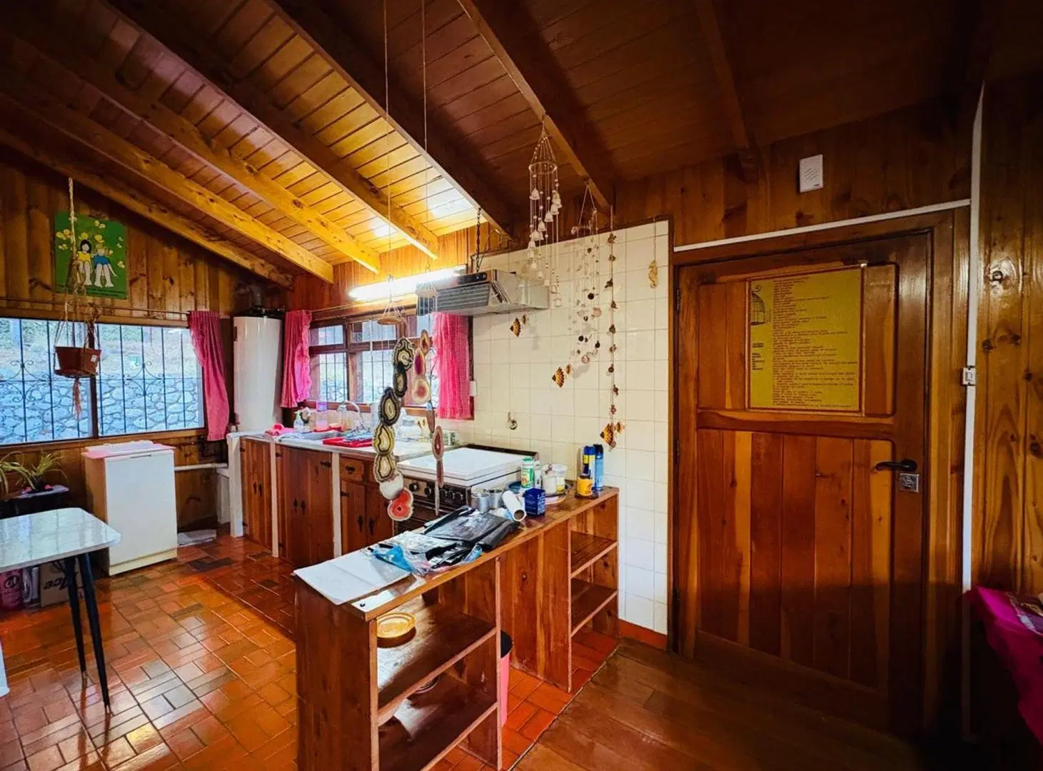 Venta cabaña Bariloche 1 dorm amplio jardín garaje 2