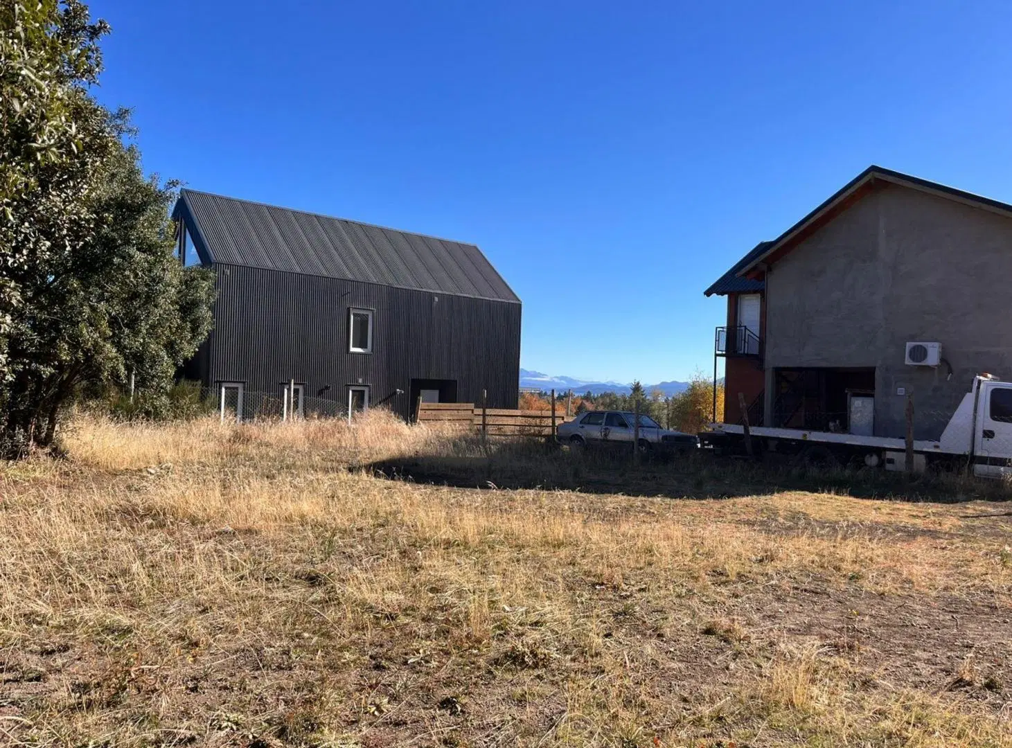 VENTA LOTE SOBRE AV. LAS VICTORIAS 5
