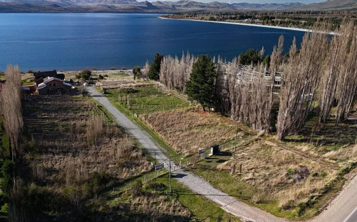 TERRENOS LAS CHACRAS, CON BAJADA AL LAGO 3