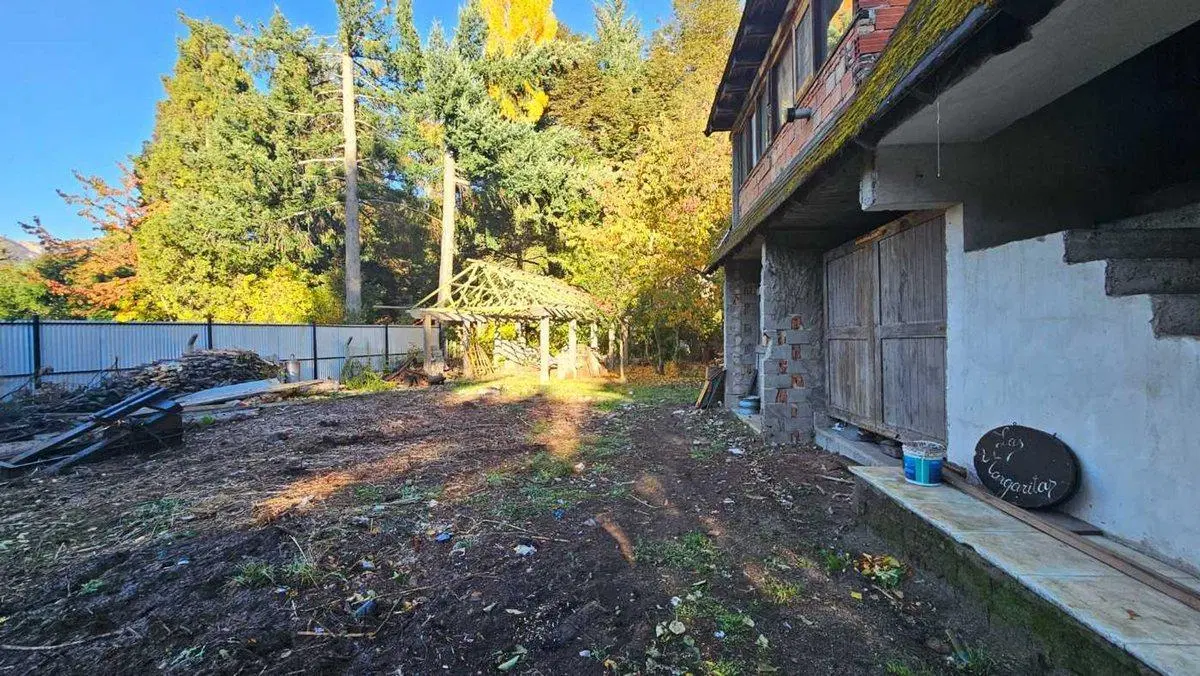 LOTE DE 3089M2 SOBRE BUSTILLO, SALIDA A DOS CALLES 3