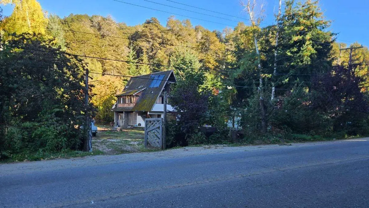 LOTE DE 3089M2 SOBRE BUSTILLO, SALIDA A DOS CALLES 5