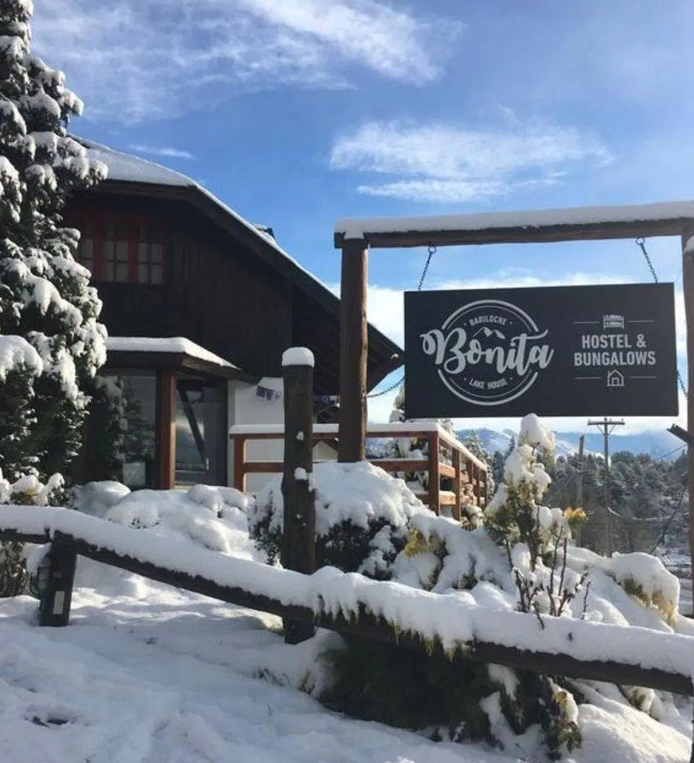 VENTA HOSTEL SOBRE Av. BUSTILLO EN PLAYA BONITA 3
