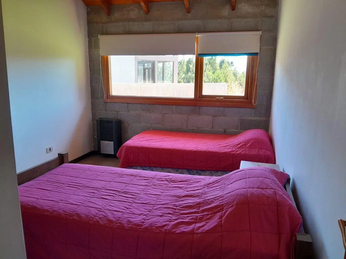 CASA EN VENTA EN "GIRASOLES DEL LIMAY" DINA HUAPI 3