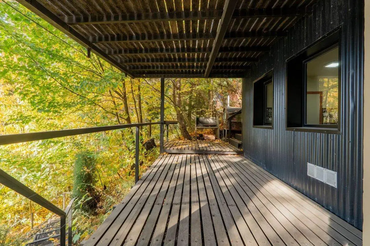 Casa moderna con costa de lago - Bariloche 3