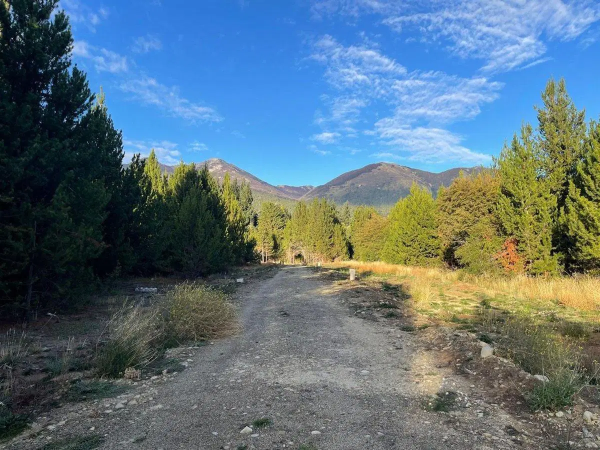 LOTE EN 5CERROS- CAMINO VIEJO AL LLAO LLAO 3