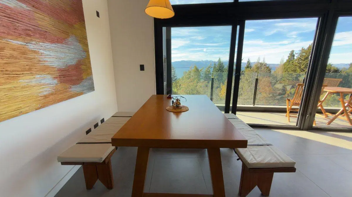 Departamento con vista al lago ultimo piso 4