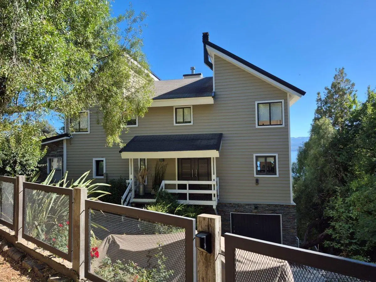 VENTA CASA KM2 BARILOCHE - VISTA Y PILETA 3