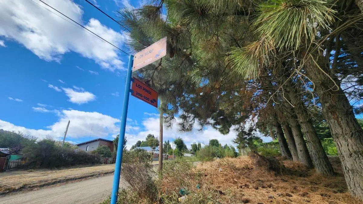 Lote en esquina a 300 m de RN 23 - APTO PH 3