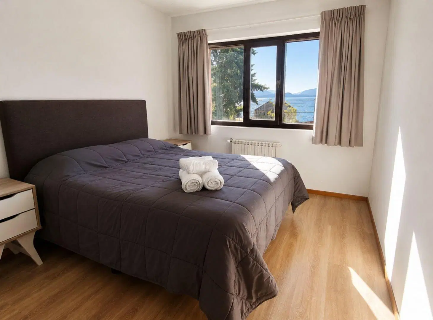 Venta PH Vista al lago Km 2 Bariloche con Parrilla 4