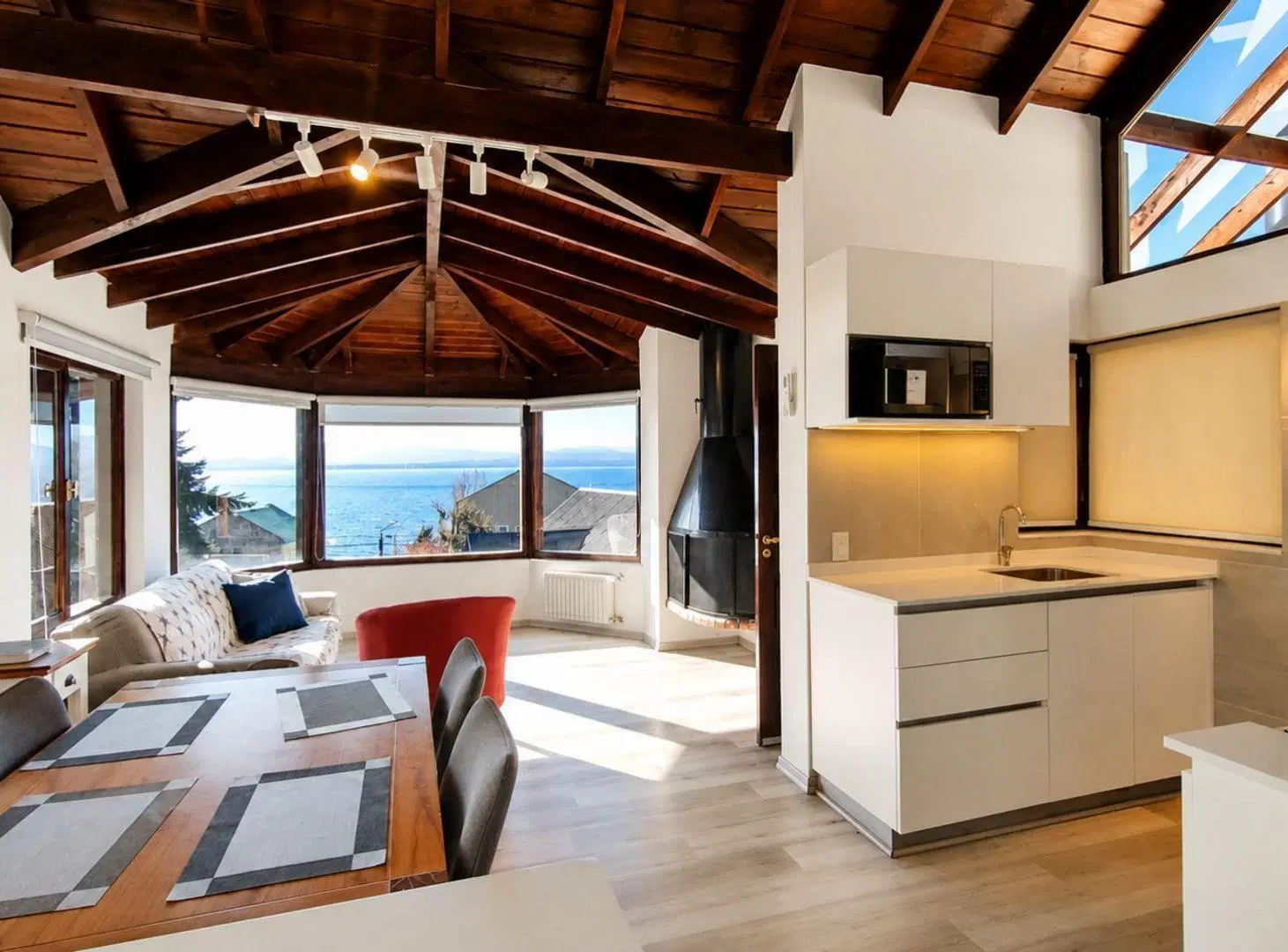 Venta PH Vista al lago Km 2 Bariloche con Parrilla 2