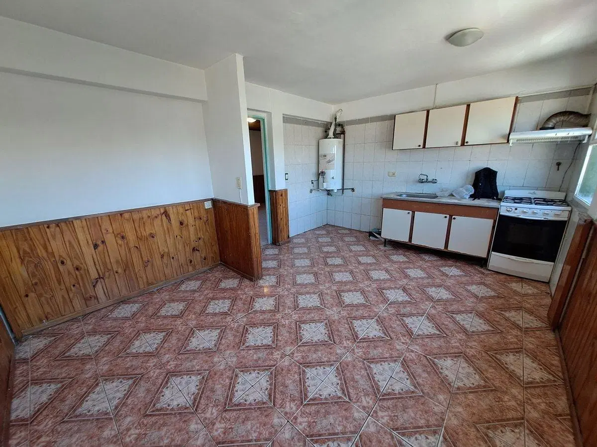 Amplio departamento en venta - Bariloche 2