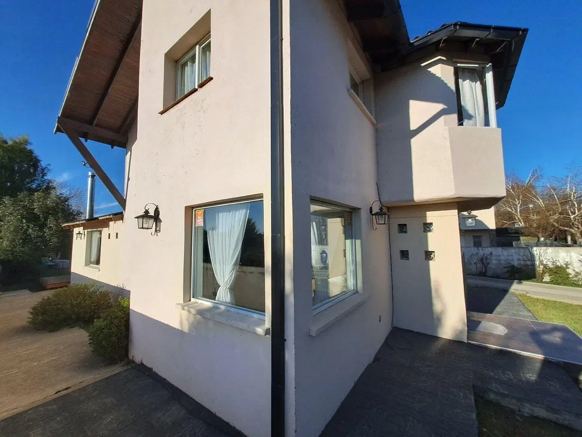VENTA CASA CON QUINCHO EN LAS VICTORIAS LOTE 600M2 4