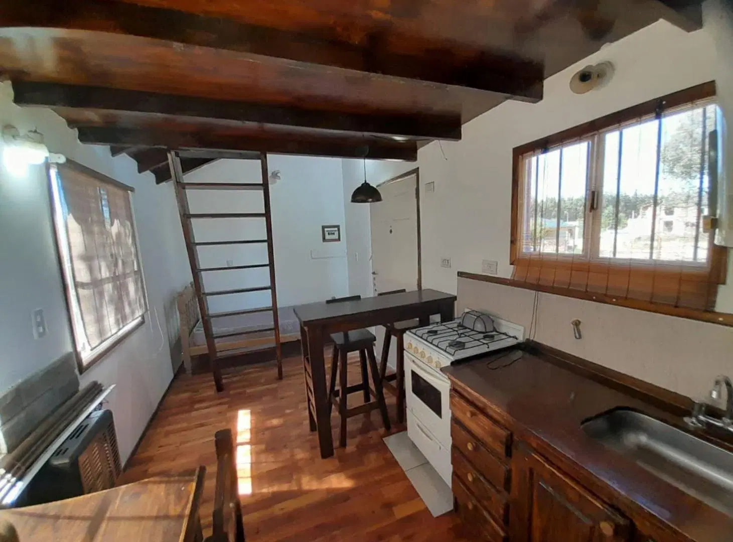 TERRENO EN ESQUINA B. ABEDULES, CON TINY HOUSE 8