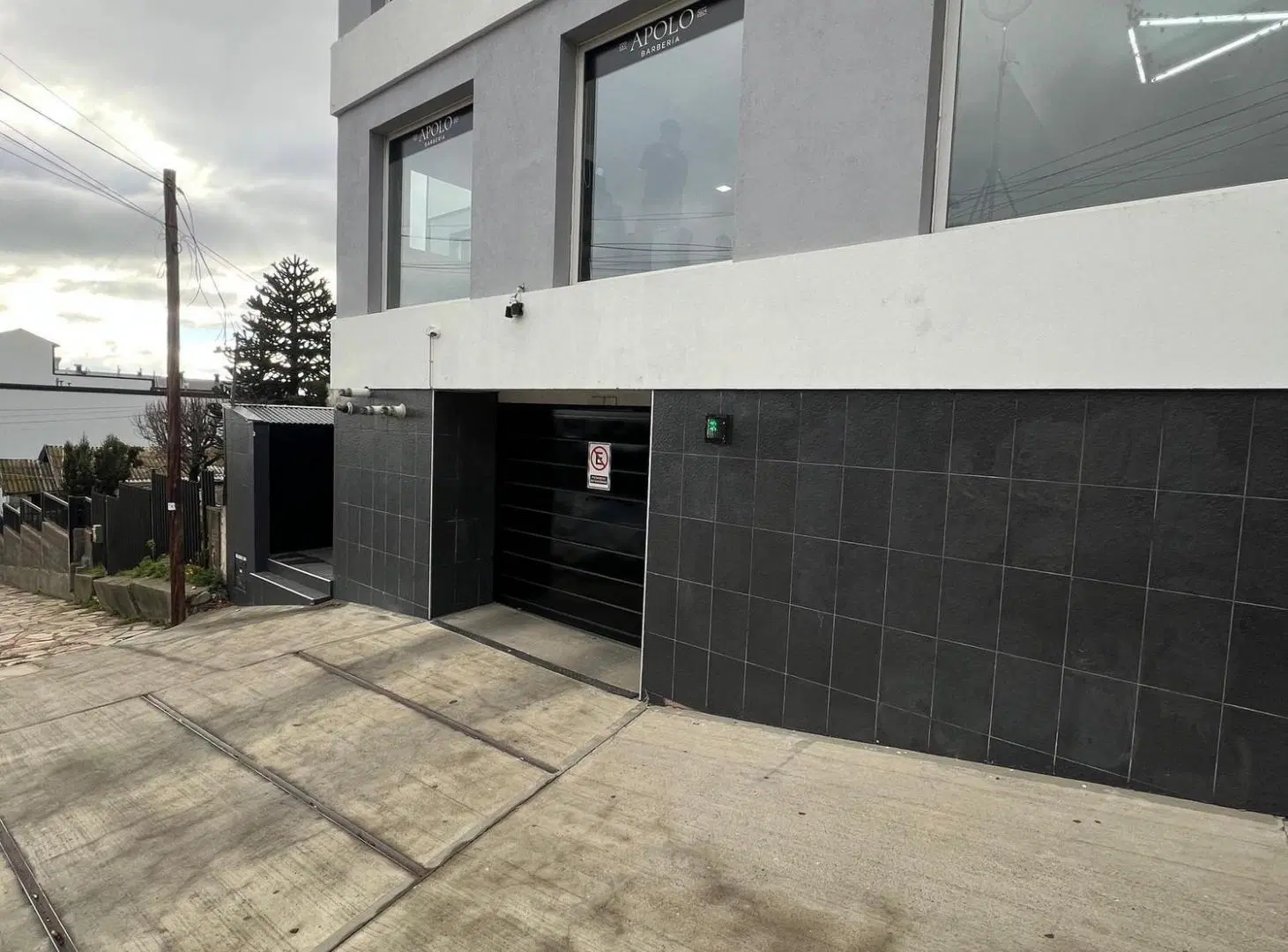 VENTA DEPARTAMENTO DOS AMBIENTES CON COCHERA 8