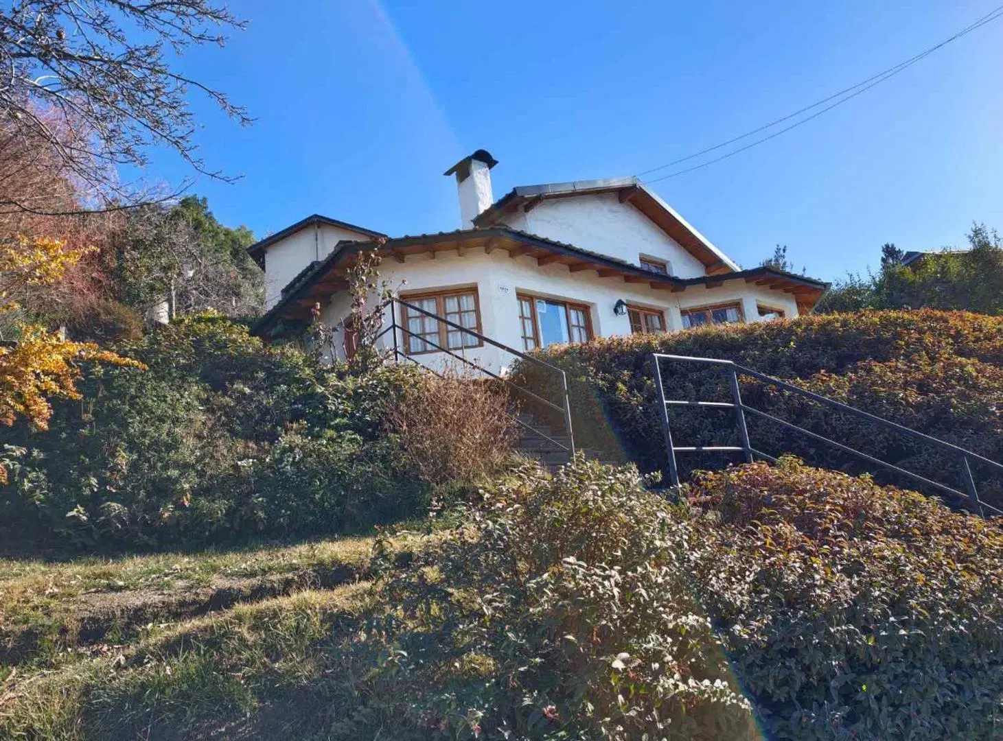 Venta Casa 4 ambientes Bariloche con vista al lago 5