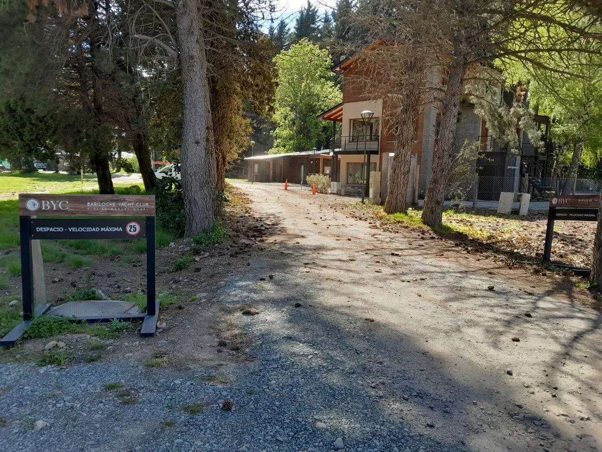 VENTA LOTE EN Bº CERRADO-COSTA DE LAGO - BARILOCHE 3