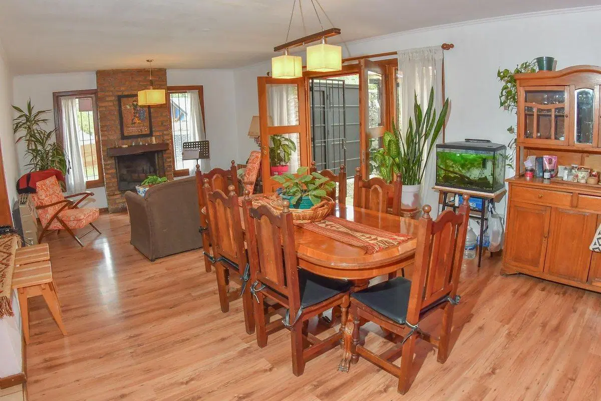 Venta Casa Familiar con Cabaña Independiente 5