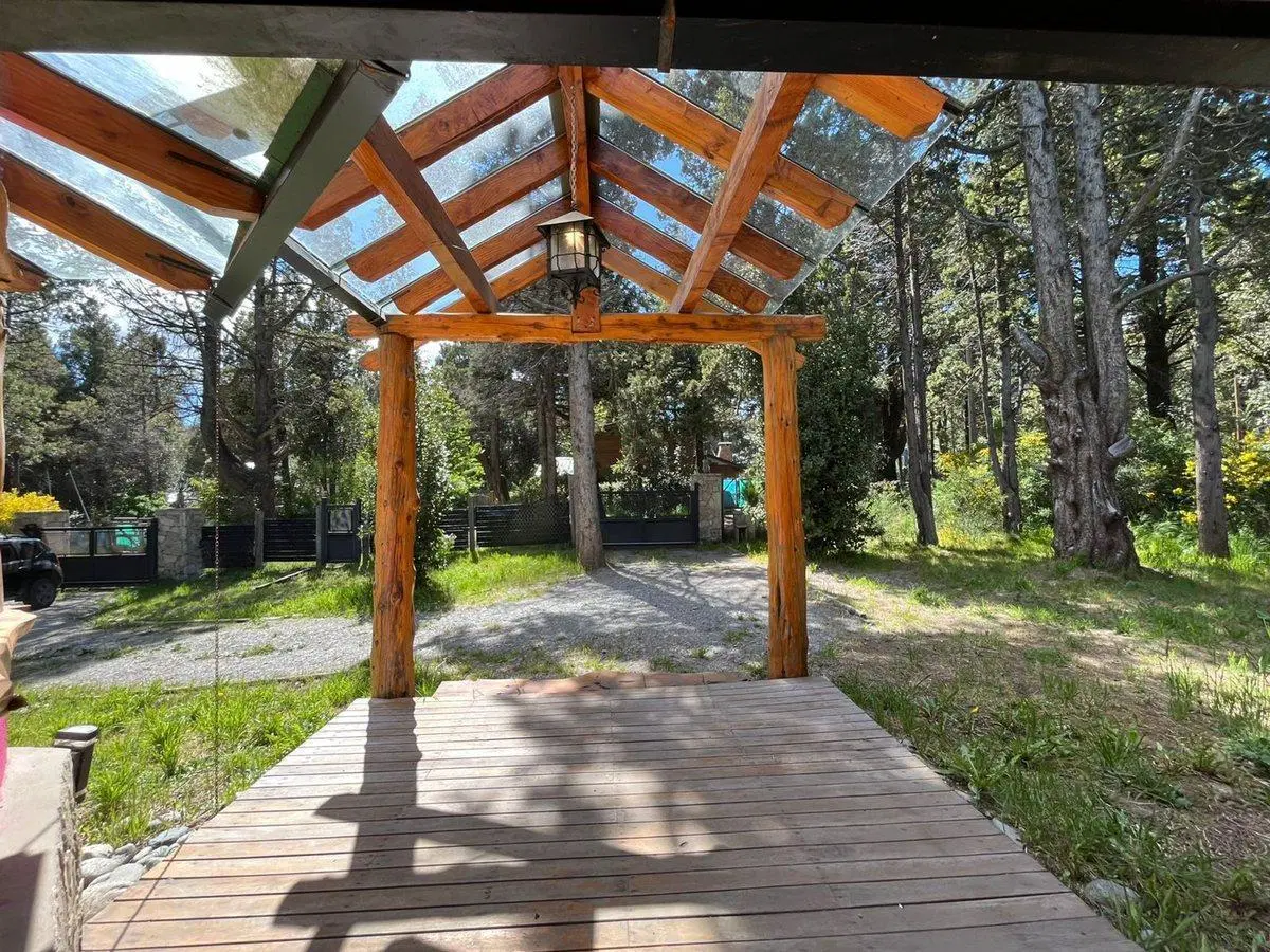 VENTA CASA 4 HABITACIONES EN EL BOSQUE 2