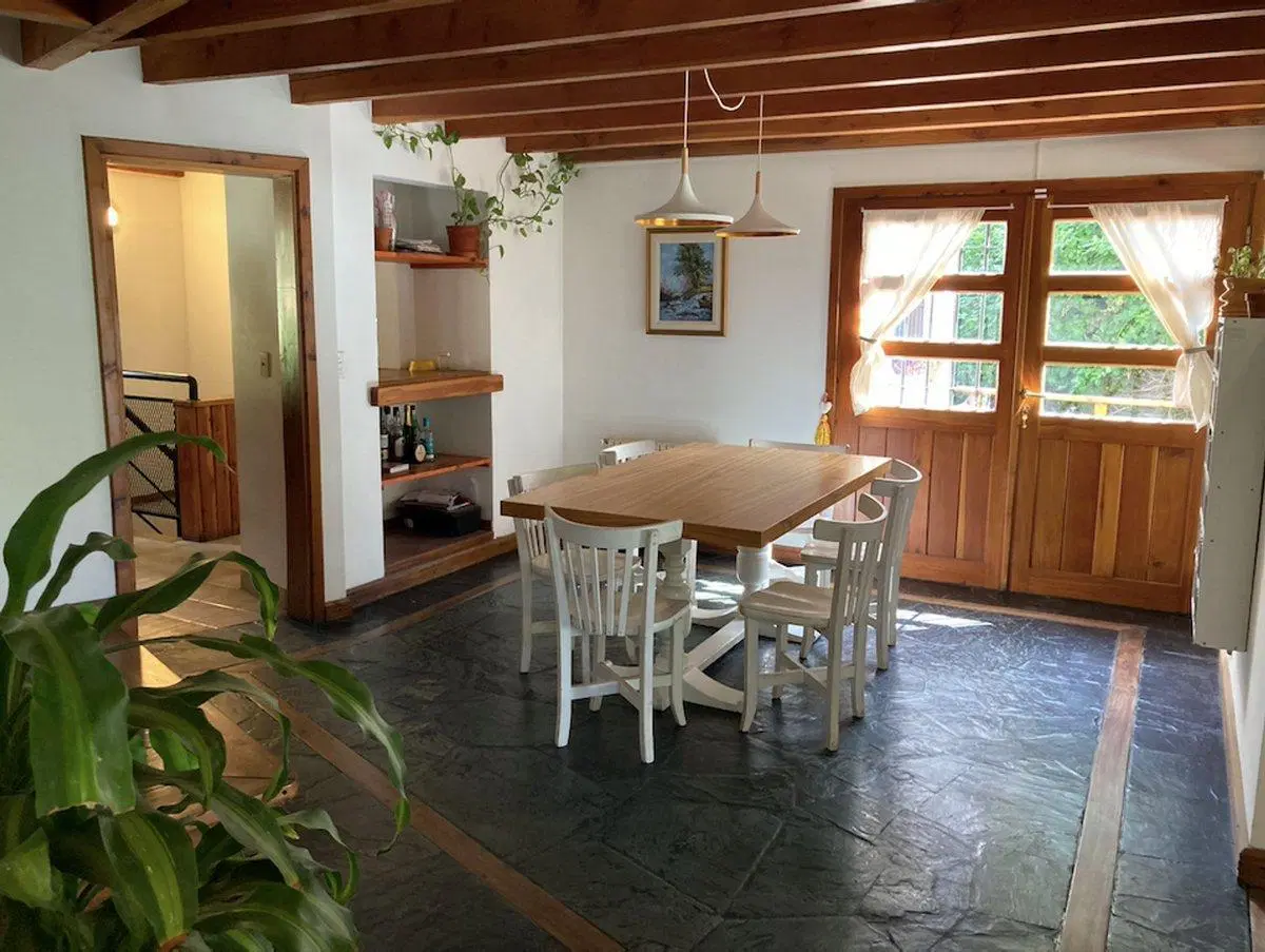 Casa de categoría en venta en Bariloche Km 7,7 5