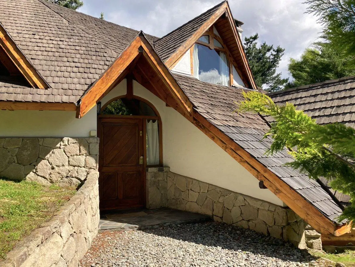 Casa de categoría en venta en Bariloche Km 7,7 4