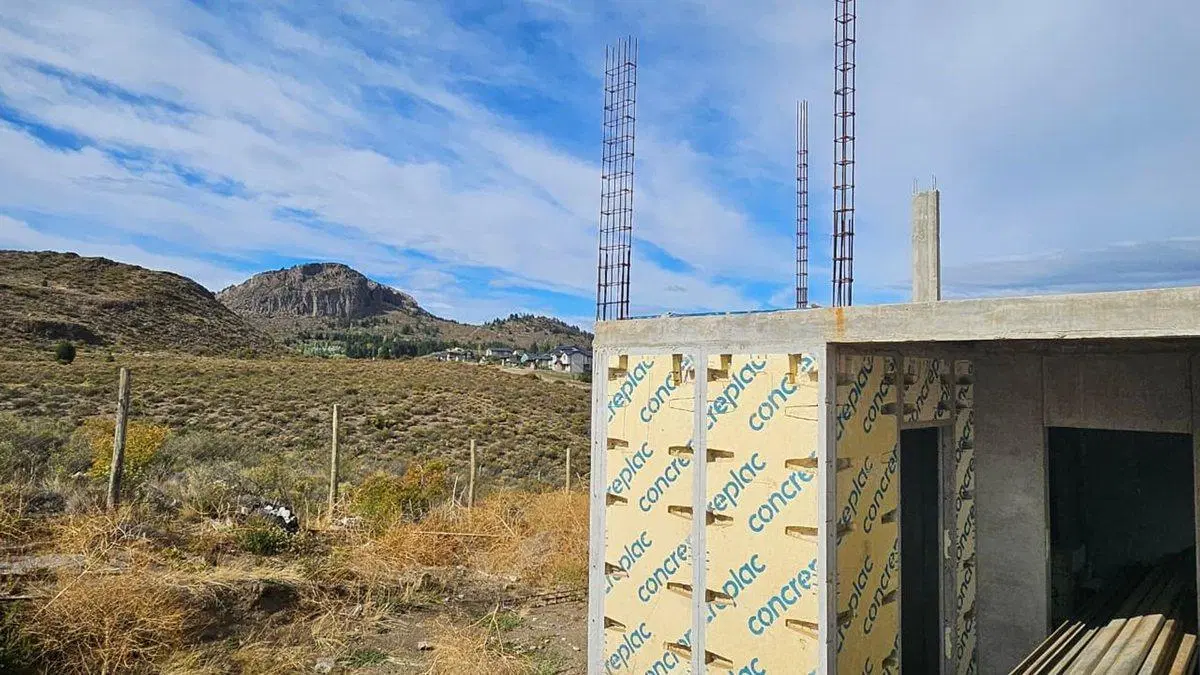LOTE + CASA A TEMINAR - GRAN OPORTUNIDAD 5