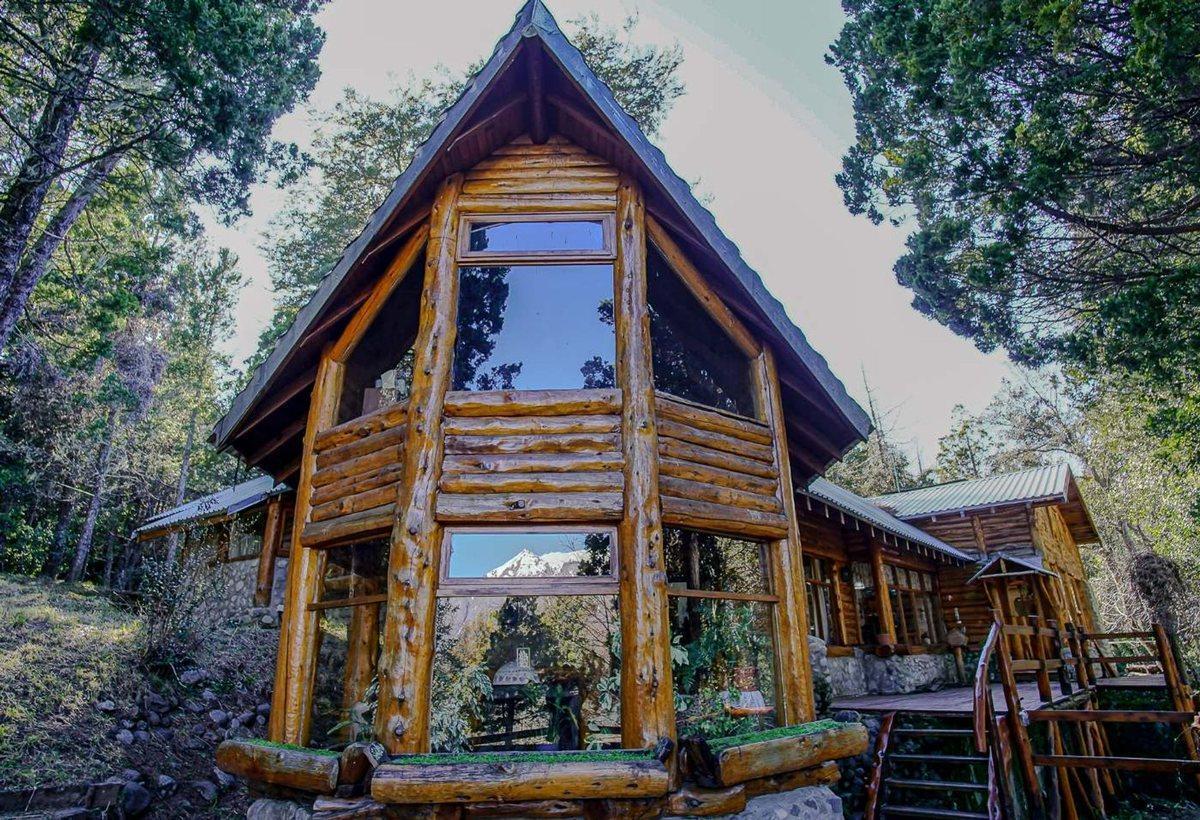 Foto de Casa en Venta Suyai Bariloche 3400m2 de lote, imagen 2