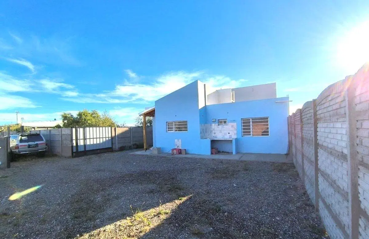 Casa en venta en Las Grutas 2 ambientes con patio 3