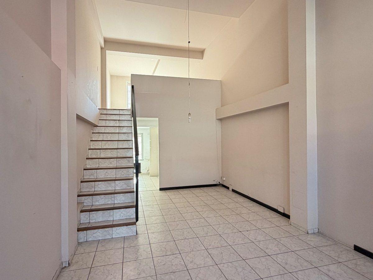 Foto de Local Comercial en Alquiler – Av. Belgrano, imagen 4