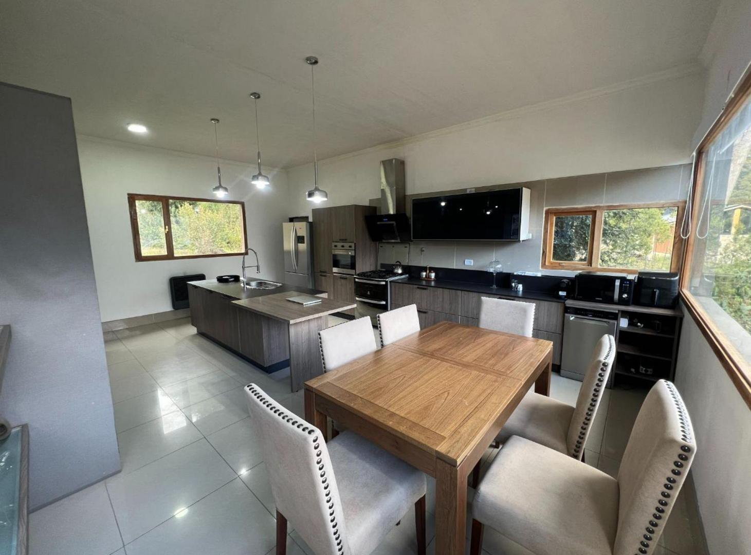 Foto de VENTA CASA UNA HECTAREA VISTA AL LAGO GUTIERREZ, imagen 2