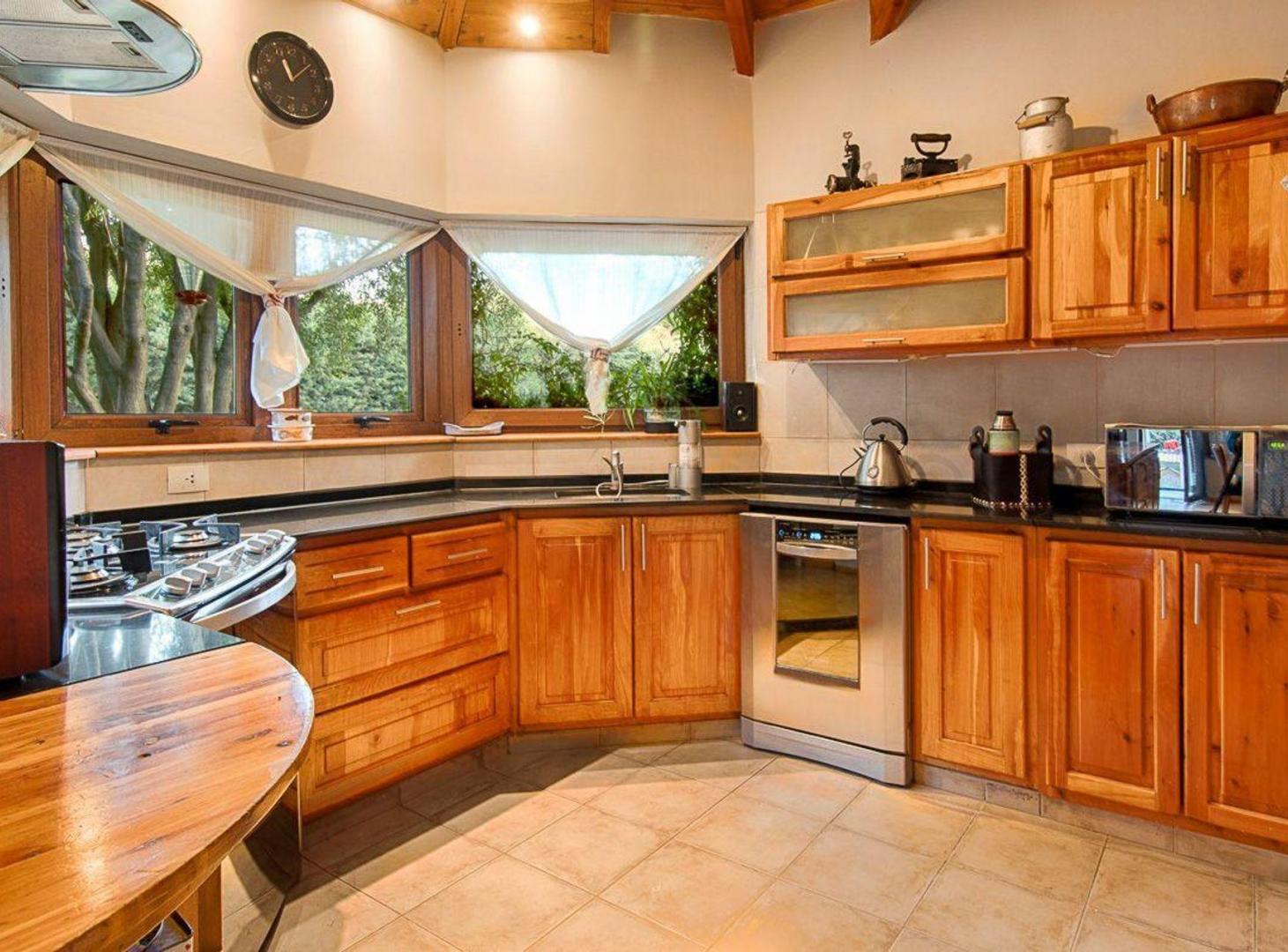 Foto de Casa a la venta en Costa del Sol - Bariloche, imagen 2