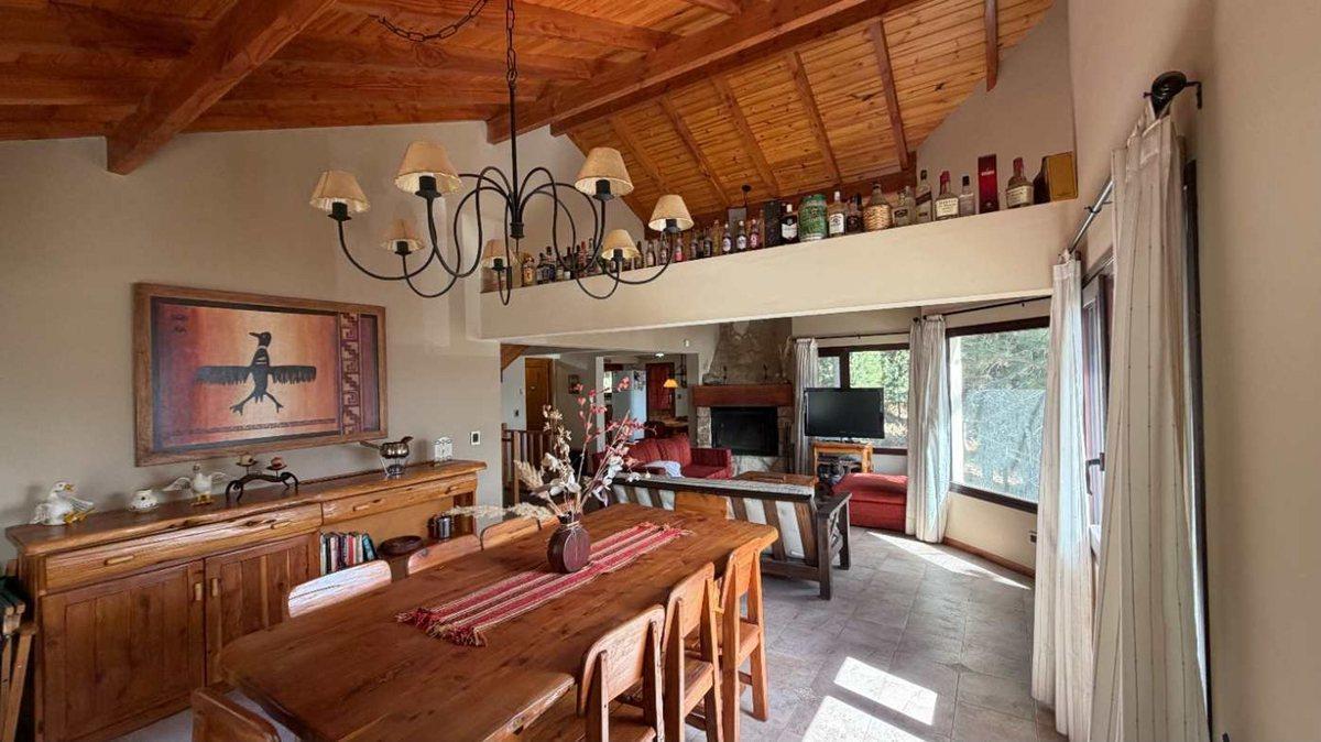 Foto de Venta casa categoría barrio Aldea del Este vista, imagen 3