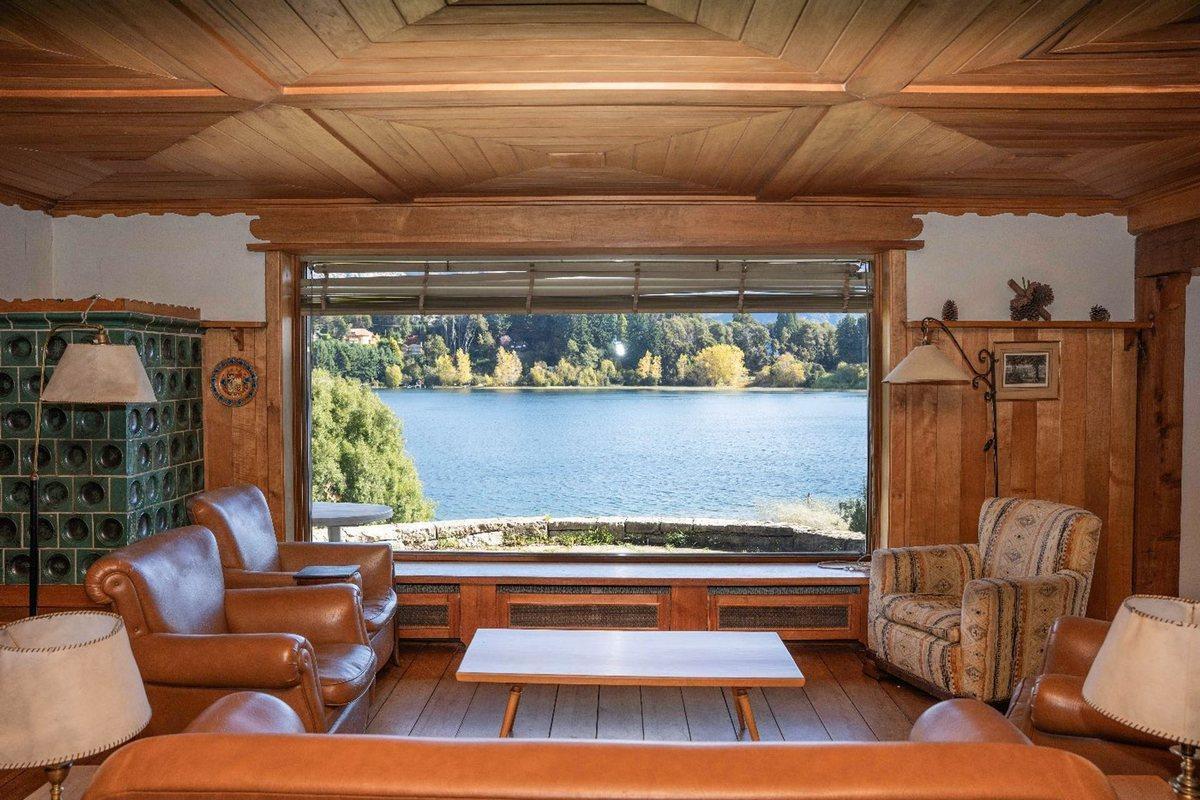 Foto de CASA EXCLUSIVA CON COSTA SOBRE LAGO MORENO, imagen 1